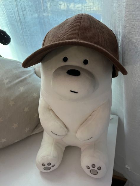 Ice Bear Plushie Aesthetic, Ice Bear Plushie, We Bare Bears Plush, Plushie Pfp, Polar Bear Wallpaper, Ice Bear We Bare Bears, Beer Bear, Creative Snaps For Snapchat, Art Critique