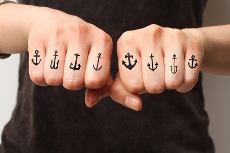 Anchors Temporary Tattoo - Tattoo - anchor: Finger Tattoos for girls by Quote Tattoos Finger Tattoos Fade, Flower Finger Tattoos, Small Anchor Tattoos, Tattoo Anchor, Herren Hand Tattoos, Middle Finger Tattoos, Tiny Finger Tattoos, Tattoo Finger, Cute Finger Tattoos