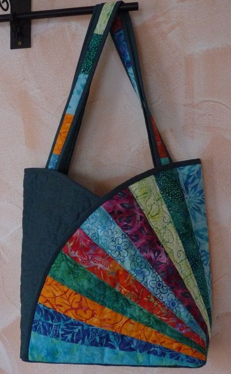 Tas Denim, Tote Bags Sewing, Fabric Purses, Sewing Purses, Quilted Totes, Patchwork Fabric, Patchwork Bags, Bag Patterns To Sew, Bags Tutorial