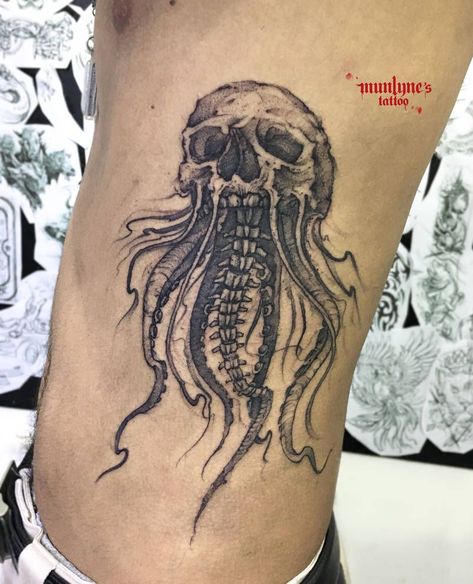 Trash Polka Art, Squid Tattoo, Skeleton Drawings, Water Tattoo, Mushroom Tattoos, Jellyfish Tattoo, Skeleton Tattoos, Nautical Tattoo, Ocean Tattoos