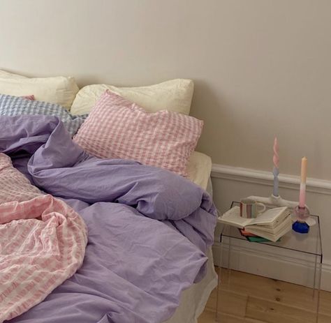 room inspiration. inspo. purple pink and yellow sheets and comforter. danish room inspo. Kpop Dorm, Danish Room, Danish Decor, Yellow Sheets, Danish Pastel Room, Pastel Bedroom, Pastel Room Decor, Purple Rooms, Pastel Room