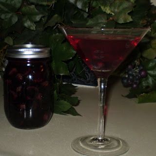 Grape Vodka, Cookie Swap Recipes, Yummy Cocktails, Homemade Liquor, Liquor Recipes, The Other Woman, Harvest Fest, Grape Recipes, Cocktails To Try