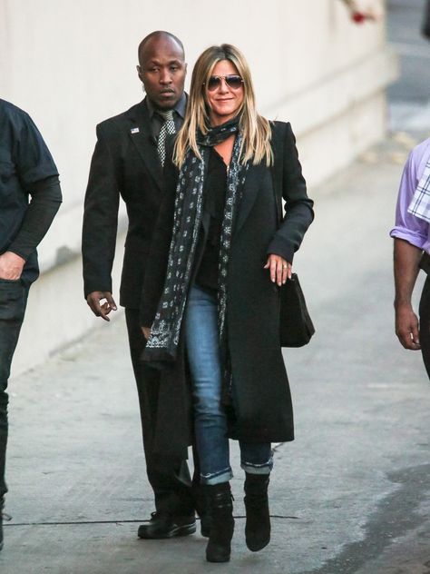 The 9 Style Rules Jennifer Aniston Follows to the Letter Jennifer Anniston Style, Black Blazer Dress, Jennifer Aniston Style, Jenifer Aniston, Leather Bustier, Style Rules, Long Black Coat, Ripped Boyfriend Jeans, Popsugar Fashion