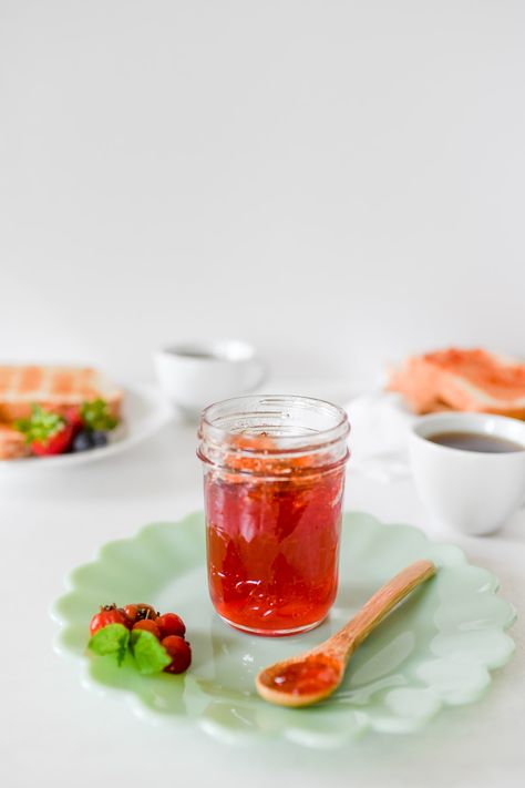 Mayhaw Jelly Recipe, Mayhaw Jelly, Canning Kitchen, Candy Gift Baskets, Marmalade Recipe, Homemade Jelly, Jelly Recipe, Making Homemade Pizza, Jelly Recipes