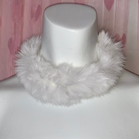 I might be biased but you should probably buy this on Depop 👍  https://depop.app.link/eOwguJN140 Abby Abominable, Deftones Girl, Fur Choker, Shadow Cosplay, Fur Necklace, Feather Accessories, Abbey Bominable, Baby Spice