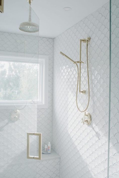 Ready to give your shower a refreshing makeover? Here are five ideas that will help you perfect the coastal look. #hunkerhome #coastal #coastalshower #coastalshowerideas #showerideas Blue Shower Tile, Spa Like Bathroom, Gold Fixtures, Coastal Bathrooms, Girls Bathroom, Bath Room, Bathroom Renos, Tile Ideas, House Bathroom