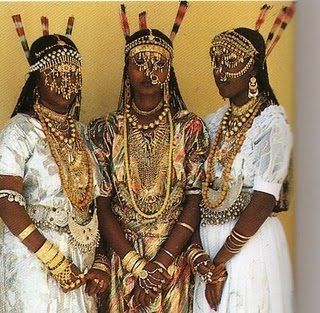 History Of Africa Before Slavery and Colonization Afar Women, Ethiopian Hair, African Royalty, Afrikaanse Mode, Three Women, African People, African Culture, African Beauty, World Cultures