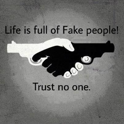 Trust No One Quotes, Fake Love Quotes, New Album Song, November Quotes, Motivational Quotes Success, Fake Friend Quotes, Fake People Quotes, Attitude Quotes For Boys, Trust Quotes