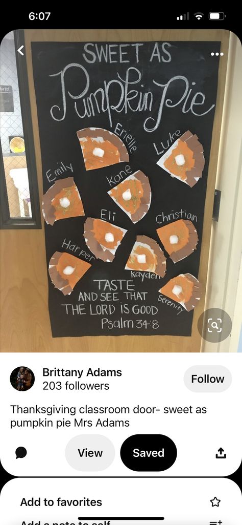 Thanksgiving Door Decorations Classroom, Thanksgiving Classroom Door, Preschool Door Decorations, Fall Classroom Door, Thanksgiving Door Decorations, Easy Bulletin Boards, Preschool Door, Christian Classroom, Preschool Thanksgiving