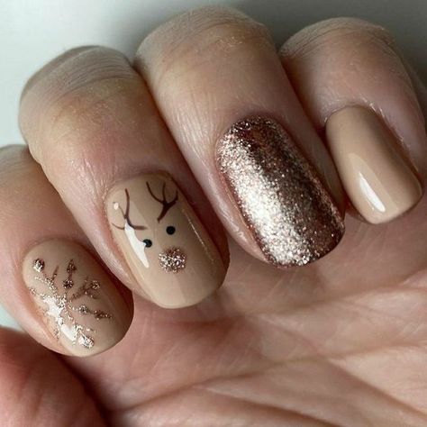 #BEAUTY, #RELATIONSHIPS #Fashion #Animals #Outfits #Winter Outfits #Animals Christmas Nails Easy, Christmas Gel Nails, Makijaż Smokey Eye, Cute Gel Nails, Xmas Nails, Dipped Nails, Chic Nails, Short Acrylic Nails, Holiday Nails