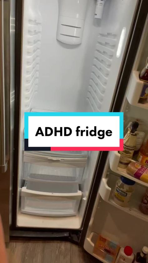 Kc Davis, Dream Fridge, Home Inspo Living Room, Clean Refrigerator, Freezer Organization, Organisation Hacks, Apartment Organization, Clay Diy Projects, Fridge Organization