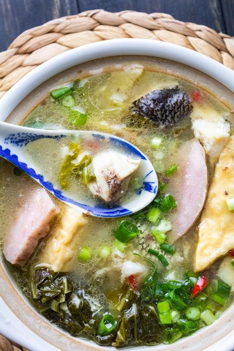 Chinese Fish Soup (魚頭爐) | Wok and Kin Asian Fish Soup, Asian Seafood Soup, Chinese Fish Soup, Chinese Fish Soup Recipe, Fish Head Soup, Fish Soups, Vietnamese Fish, Steak Soup, Pickled Mustard Greens