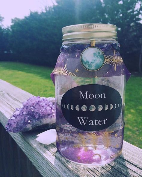 Moon Water Bottle, Witchy Aesthetics, Lunar Witch, Nature Witch, Moon Water, Baby Witch, Witch Spell, Magic Box, Season Of The Witch