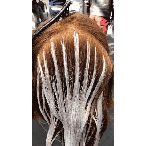 French Balayage Technique: Tips and Tricks - Behindthechair.com French Balayage, Highlights Brown Hair Balayage, Highlighting Techniques, Balayage Technique, Hair 101, High Hair, Brown Hair Balayage, Hair Color Techniques, Bright Blonde