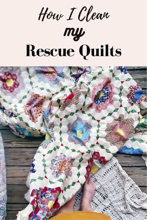 The Rescue Quilts – How to Clean a Vintage Quilt Top – VIDEO TUTORIAL Charm Quilts, Flower Garden Quilt, Charm Quilt, Garden Quilt, Top Video, Old Quilts, Antique Quilt, Vintage Quilt, Antique Quilts