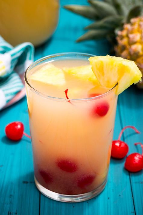 Piña Colada Sangria Is The Best Big-Batch Boozy Punch Boozy Punch, Easy Sangria Recipes, Pina Colada Recipe, Batch Cocktails, Eggnog Recipe, Rum Drinks, White Russian, Summer Cocktail Recipes, Sangria Recipes