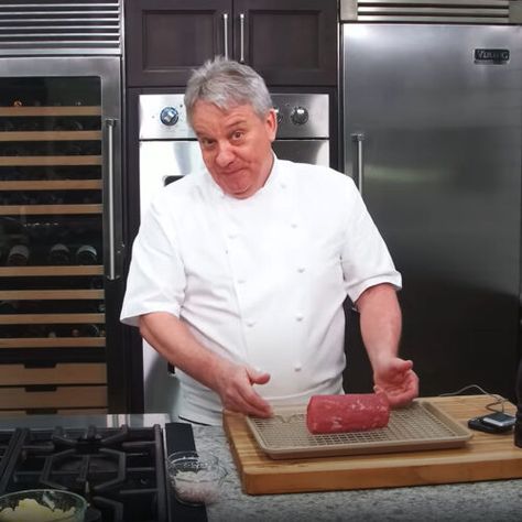 The Perfect Chateaubriand Recipe - Chef Jean Pierre Chateau Briand Recipe Dinners, How To Cook Chateaubriand, Chatauebriand Recipes, Chateaubriand Beef Tenderloin, Chateau Briand Recipe, Chef Jean Pierre Recipes, Fine Dining Main Course, Chateaubriand Recipe, Chef Jean Pierre