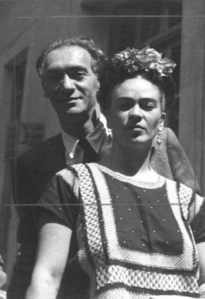 Frida Kahlo’s Lover Who Made Her A Vogue Model - Photography Natalie Clifford Barney, Martin Munkacsi, Nickolas Muray, Tina Modotti, Frida And Diego, Vogue Models, Frida Art, Edward Weston, Frida Kahlo Art