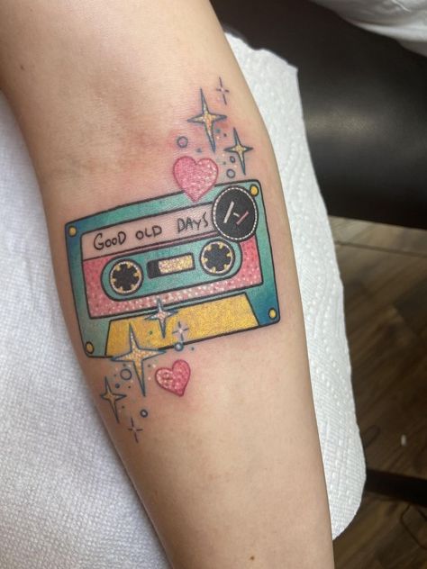 80 Tattoo Ideas, Small 90s Tattoo, Made In The 90s Tattoo, 80s Themed Tattoos, 90s Pop Culture Tattoo, 80s Aesthetic Tattoo, 1980s Tattoo Ideas, Tomagatchi Tattoo, 90s Tattoos Ideas