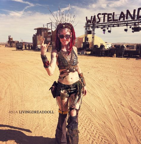 Post Apocalyptic Outfit, Edm Outfit, Zombie Apocalypse Outfit, Apocalypse Fashion, Dystopia Rising, Apocalypse Survivor, Wasteland Warrior, Art Alternative, Alternative Girl