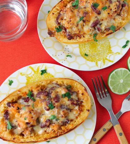 Baked Spaghetti Squash--072 Best Spaghetti Squash Recipes, Thanksgiving Vegetable Sides, Stuffed Spaghetti Squash, Ketosis Recipes, Winter Squash Recipes, Baked Spaghetti Squash, Meatless Monday Recipes, Chicken Spaghetti Squash, Squash Recipe