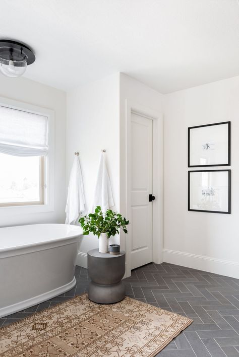 Open & Bright Netflix Bath Remodel Mcgee Bathroom, Studio Mcgee Bathroom, Apartment Decoration, Closet Remodel, Master Bath Remodel, Basement Bathroom, Studio Mcgee, Bathroom Floor Tiles, Bathroom Renos