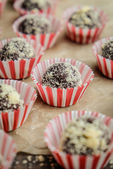 Chocolate Earl Grey Tea Truffles Joy The Baker, Truffles Recipe, Butter Cookies Recipe, Grey Tea, Earl Grey Tea, Edible Gifts, Chocolate Tea, Christmas Cooking, Rachael Ray