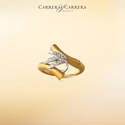 Zen maxi ring, yellow and white gold, diamonds. Bambu collection. #carreraycarrera #zen #ring #bambu #bamboo #goldenrings #jewelry #gems #gemstones #jeweloftheday #whitegold #diamonds #inspiration #jewelrydesign Mens Diamond Jewelry, Bamboo Jewelry, Diamond Circle Pendant, Jewellery Design Sketches, Contemporary Jewelry Design, Jewelry Design Drawing, Bridal Diamond Jewellery, Fine Jewelery, Precious Jewels