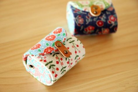 Diy Coin Purse Tutorial, Diy Fabric Purses, Diy Coin Purse, Coin Purse Pattern, Coin Purse Tutorial, Diy Sewing Tutorials, Lace Bag, Purse Tutorial, Fabric Purses