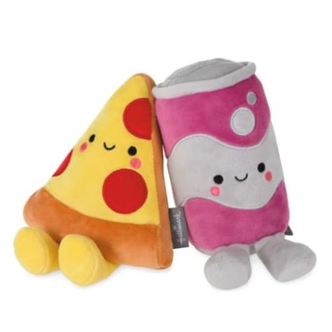 Better Together Pizza and Soda Magnetic Plush | Hallmark Awesome Gifts | Ontario Food Characters, Food Plushies, Pop Cans, Kawaii Plush, Kawaii Plushies, Valentine Fun, Cute Stuffed Animals, Plush Fabric, Stuffed Toys