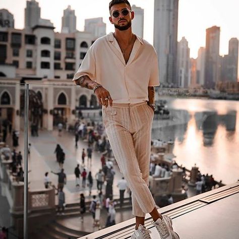 MEN ABOUT FASHION (@menaboutfashion) • Instagram photos and videos Dubai Safari Outfit, Dubai Men Outfit, Dubai Outfits Ideas, Dubai Outfit, Desert Outfit, Mens Fashion Summer Outfits, Dubai Outfits, Summer Outfits Men Streetwear, Casual Fashion Trends