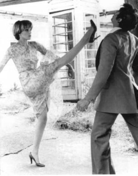 Purdey kicks far higher _ maybe it's her fictional ballet background, but athletic Joanna Lumley enjoyed action scenes. The New Avengers, Ella Enchanted, Avengers Girl, Emma Peel, Joanna Lumley, New Avengers, Srinagar, Old Tv Shows, British Tv