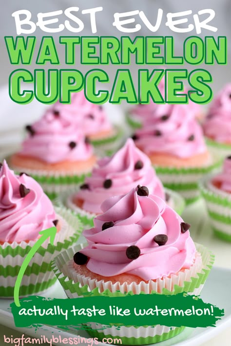 One In A Melon Cupcakes, Hot Pink Frosting, Watermelon Cupcakes Recipe, Watermelon Treats, Summer Cupcake, Watermelon Dessert, Watermelon Cupcakes, Family Blessings, Fruit Cupcakes