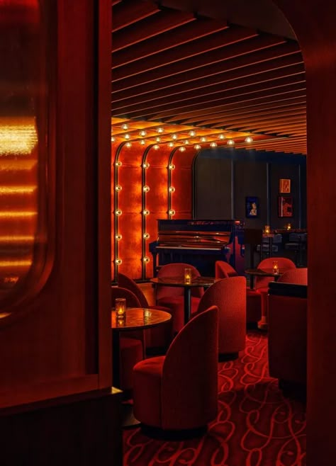 So & So’s Piano Bar, New York review | Wallpaper Hidden Piano, New York City Bars, Aesthetic Lighting, 80s Interior Design, New York City Restaurants, Restaurant Design Inspiration, 80s Interior, Travel Bar, Open Architecture