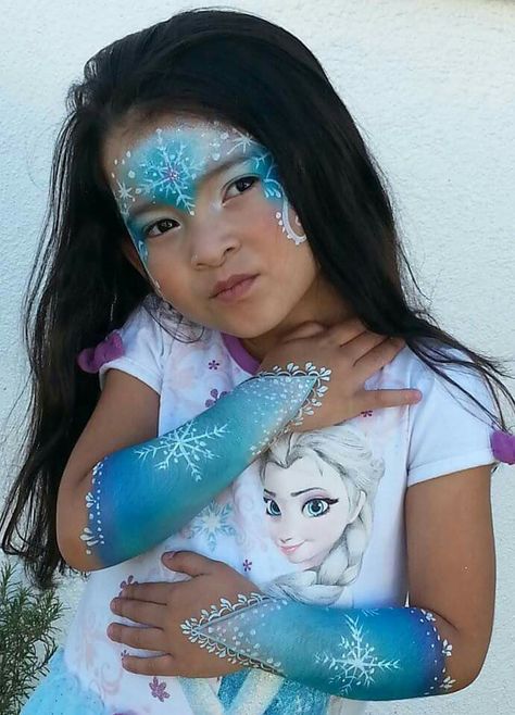 Frozen Face Paint, Frozen Design, Sven Frozen, Frozen Painting, Christmas Face Painting, Frozen Face, Face Paint Kit, Face Painting Easy, Kids Face Paint