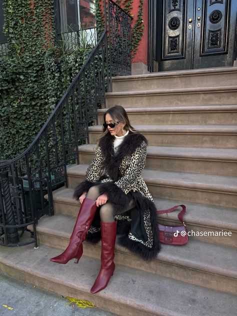 Red Knee High Boots Outfit, Classy Apartment Decor, Cheetah Outfits, Long Boots Outfit, Red Boots Outfit, Classy Apartment, Red Knee High Boots, Cheetah Boots, Cheetah Clothes