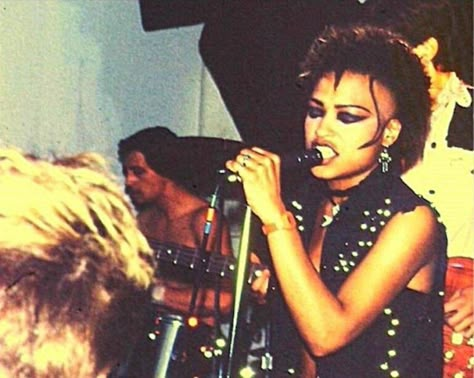 Tina Bell of 80s grunge band Bam Bam ❤️ Tina Bell Bam Bam, Big Joanie, Tina Bell, Afro Goth, 80s Goth, 70s Punk, Women Of Rock, Grunge Band, Black Punks