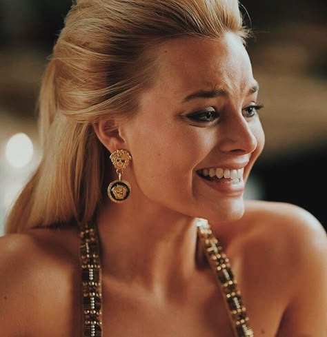 Margot Robbie Wolf, Naomi Lapaglia, Margot Robbie Movies, Margot Robbie Style, The Wolf Of Wall Street, Wolf Of Wall Street, Martin Scorsese, Girl Inspiration, The Wolf