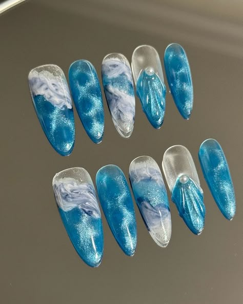 Ready to enjoy the beach vibe with our ocean wave press on nails 🌊 ？ ✨ Handmade & Reusable ✨ Apply in 10mins ✨ Lasts up to 3 weeks (each wear) ✨ Damage-free Shop with Nailvana #nailart #nails #nailsnailsnails #pressonnails #nailaddict #naildesign #naildesigns #nailporn #longnails Vibe Nails, Nails Japanese, Acrylic Press On Nails, Mermaid Nails, Y2k Nails, Nails Blue, Beauty Make-up, Vacation Nails, Japanese Nails