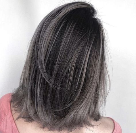 Black Hair Balayage, Korean Hair Color, Perfect Hair Color, Ash Hair Color, Hair Color Options, Hair Color Streaks, Blending Gray Hair, Gray Hair Highlights, Haircuts For Medium Hair