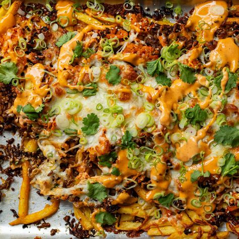 Mob — Korean Dirty Fries Recipe Dirty Fries Recipes, Dirty Fries, Fries Recipes, Crispy Fries, Loaded Fries, Indulgent Food, Potato Rice, Crispy Fry, Fries Recipe