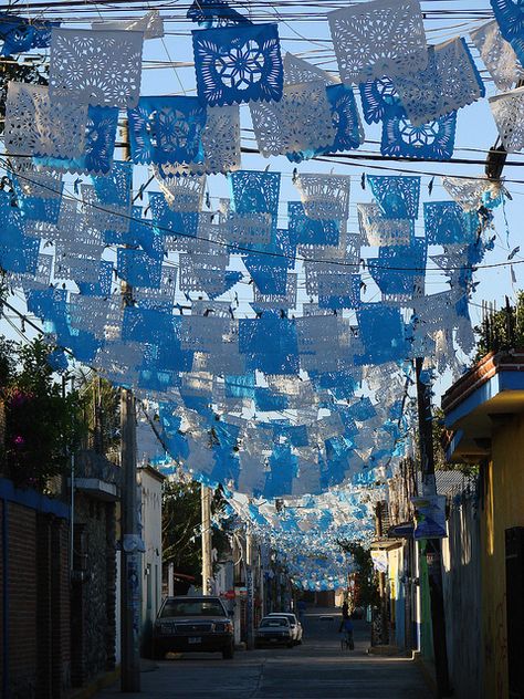 I want the streets of Tlalcosahua to look like this, but with lots of different colors!! Festive and Beautiful ❤ Papel Picado Wedding, Glass Restaurant, Mexico Blue, Mexico Style, South Of The Border, Mexican Wedding, Mexican Culture, Mexican Style, Mexican Art