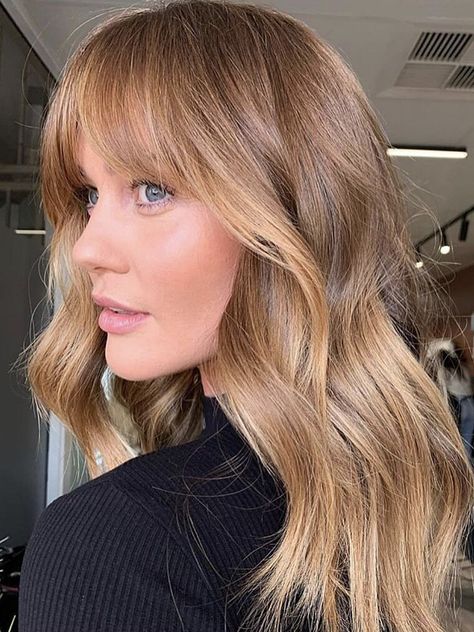 We’re looking at you, mulled wine red. These hair color trends for winter are ready to take on the cool weather. Here are winter hair colors that’ll be hot, hot, hot for 2021. Winter Hair Colors, Fresh Hair, Winter Hair Color, Winter Hair, Hair Color And Cut, Mulled Wine, Caramel Brown, Winter Hairstyles, Hair Envy