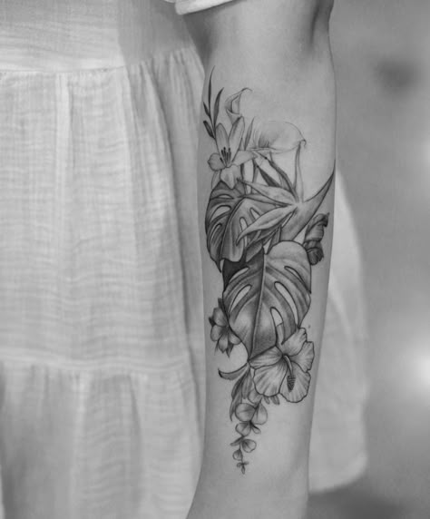 Hibiscus And Birds Of Paradise Tattoo, Monstera And Flowers Tattoo, Native Hawaiian Flower Tattoo, Tropical Arm Tattoo, Hawaii Floral Tattoo, Monstera Flower Tattoo, Hibiscus And Monstera Tattoo, Birds Of Paradise Tattoo Sleeve, Hawaiian Fine Line Tattoo