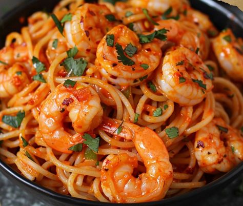 Bang Bang Shrimp Pasta Bang Bang Shrimp Pasta Recipe, Bang Bang Shrimp Pasta, Shrimp Linguine, Pho Noodles, Recipes Fish, Bang Bang Shrimp, Crispy Shrimp, Ambrosia Salad, Creole Recipes