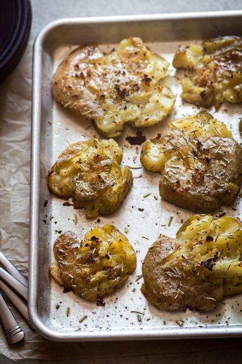 Smashed Potatoes Russet, Smashed Russet Potatoes Baked, Garlic Smashed Potatoes Recipes, Smashed Russet Potatoes, Smashed Golden Potatoes In Oven, Smashed Potatoes With Big Potatoes, Smashed Yukon Gold Potato Recipe, Garlic Smashed Red Potatoes, Smashed Golden Potato Recipes