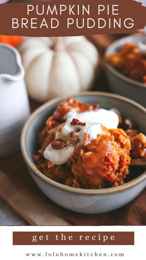 OMG! This Pumpkin Pie Bread Pudding was amazing! Easy to make and we all loved it. Great pumpkin flavors, super good! Pumpkin Pie Bread Pudding, Pumpkin Bread Pudding, Easy Holiday Desserts, Fall Fun Food, Pumpkin Custard, Easy Thanksgiving Recipes, Holiday Desserts Table, Oven Roasted Turkey, Egg Recipes For Breakfast