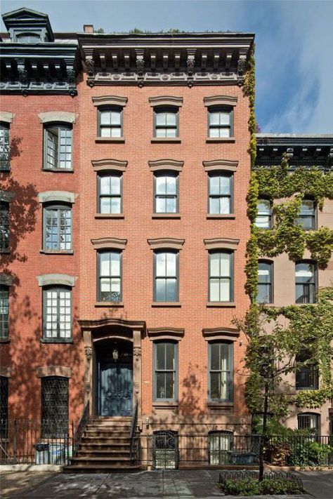 New York City Boroughs ~ Manhattan | 85 Charles Street, Greenwich Village, built in 1868 Nyc Brownstone, West Village Townhouse, Nyc Townhouse, Shed Garden, West Village Nyc, Architecture Classic, Classical House, New Media Art, Ideas Backyard