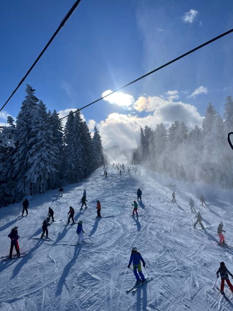 Ski Village Aesthetic, Italy Skiing Aesthetic, Luxury Ski Trip Aesthetic, Bulgaria Skiing, Borovets Bulgaria, Borovets Bulgaria Skiing, Pamporovo Bulgaria Ski, Skiing Aesthetic, Ski Culture