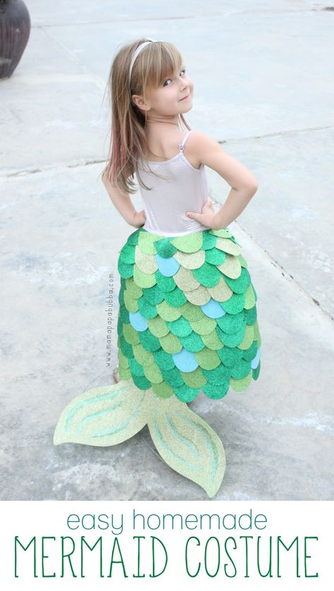 Adorable Homemade Mermaid Costume. This would be great for pretend play! Mermaid Costume Kids, Homemade Mermaid Costumes, Halloween Costumes Kids Homemade, Mermaid Costume Diy, Mermaid Halloween Costumes, Little Mermaid Costume, World Book Day Costumes, Book Day Costumes, Kids Homemade